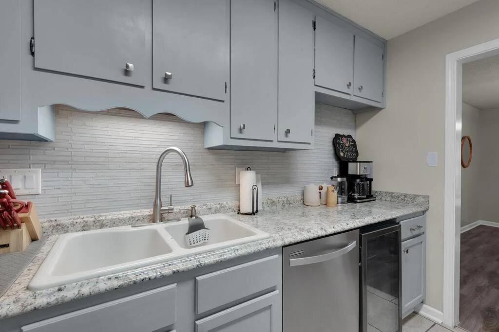 Quiet Relaxing Home - Close To Downtown & Beach 4Br-2Bt Pensacola Exteriör bild