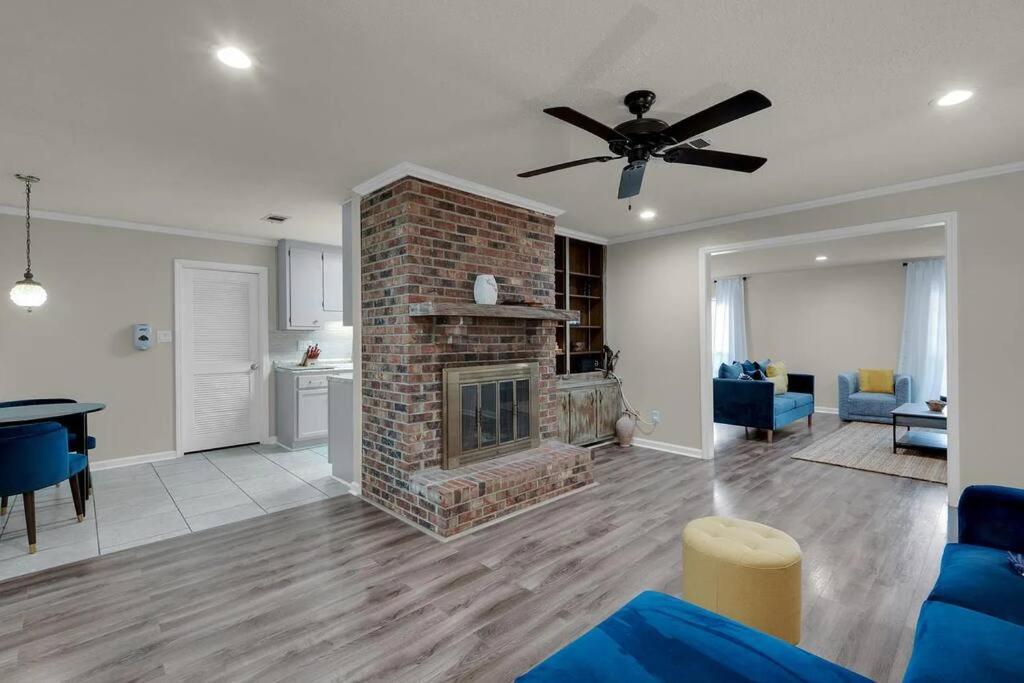 Quiet Relaxing Home - Close To Downtown & Beach 4Br-2Bt Pensacola Exteriör bild